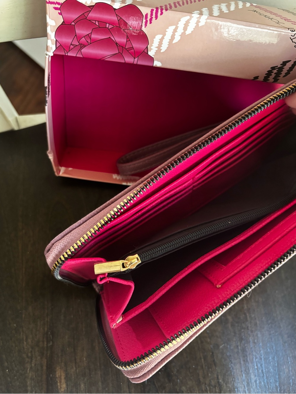 NWT Betsey Johnson Mauve Heart-Embossed Zip Wristlet NEW with Tags - Picture 7 of 13